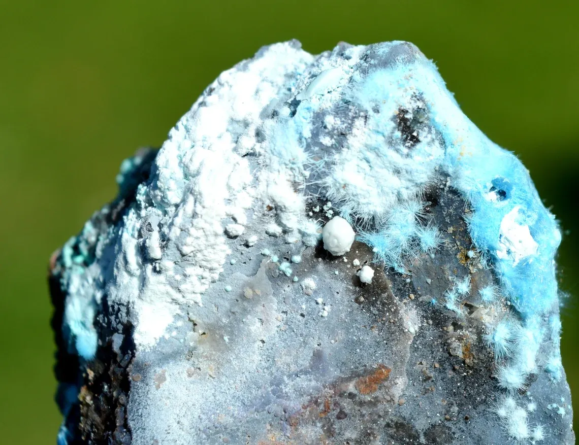 Cyanotrichite - 117 grams - Qinglong Mine, Dachang Sb ore field, Qianxinan, Guizhou, China - image 8