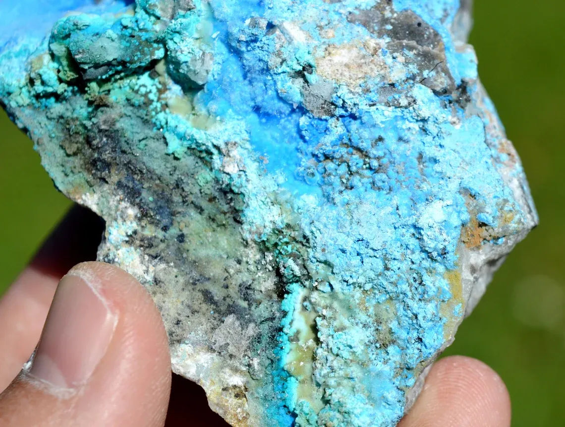 Cyanotrichite - 225 grams - Qinglong Mine, Dachang Sb ore field, Qinglong County, Guizhou, China - image 4