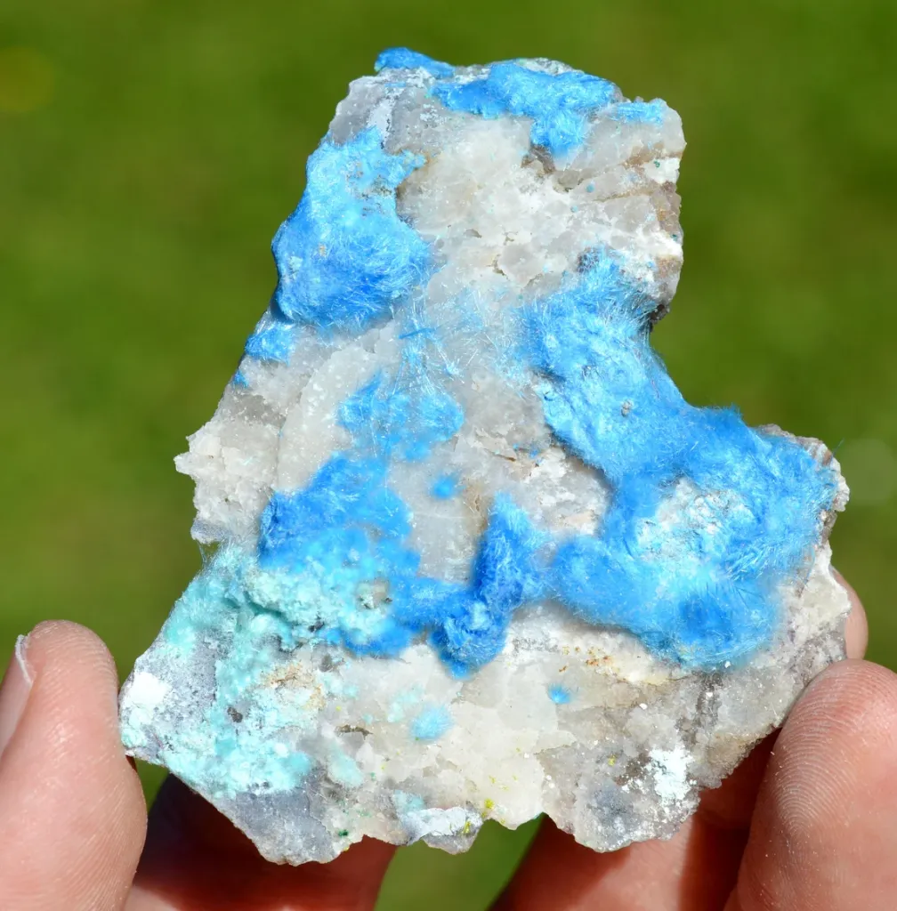 Cyanotrichite - 84 grams - Qinglong Mine, Dachang Sb ore field, Qinglong County, Guizhou, China image