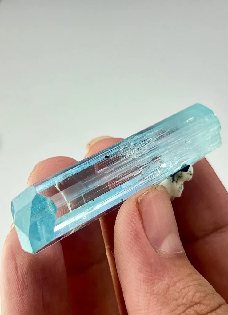 Daimond Cut Aquamarine from Pakistan, Gilgit-Baltistan, Shigar District, Shigar Valley - image 3