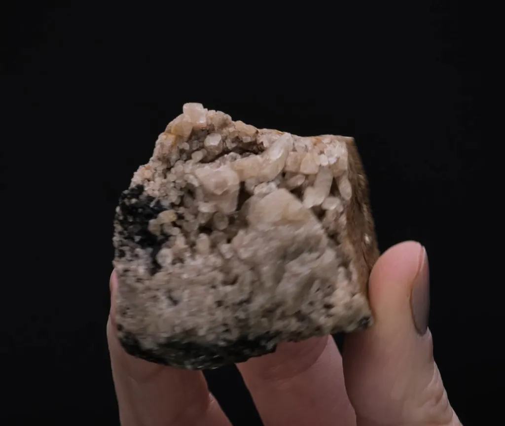 Danburite - image 2