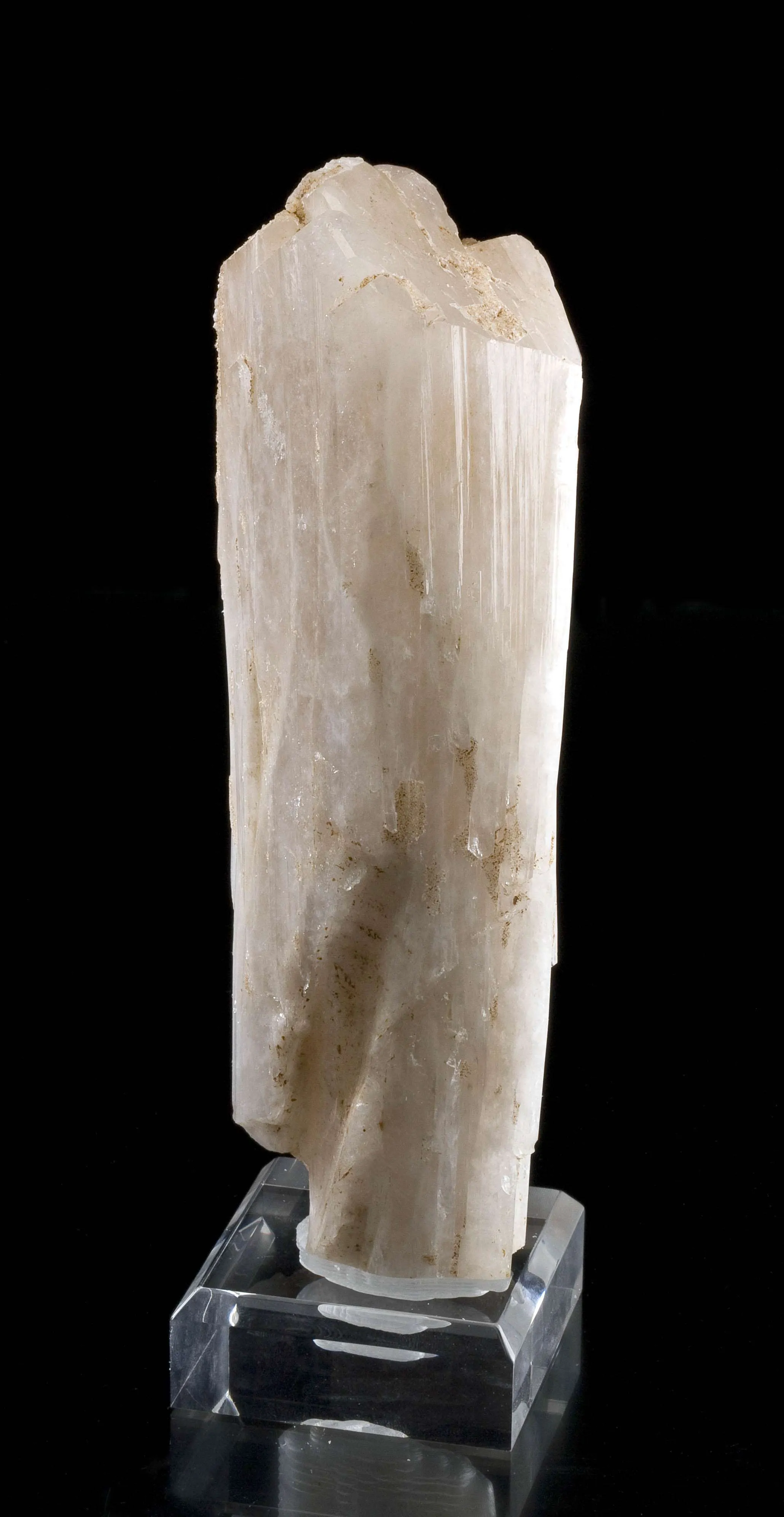 Danburite - image 5