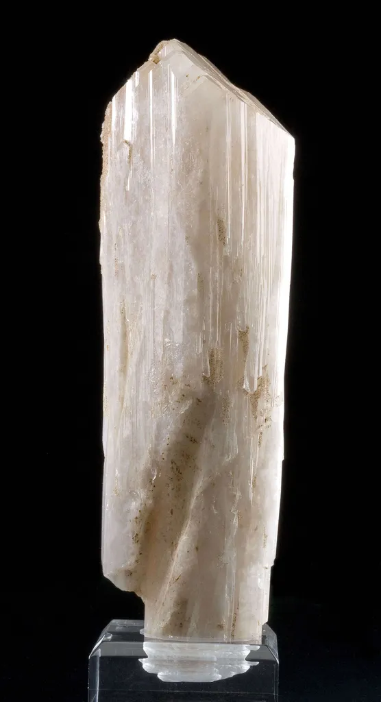 Danburite - image 4