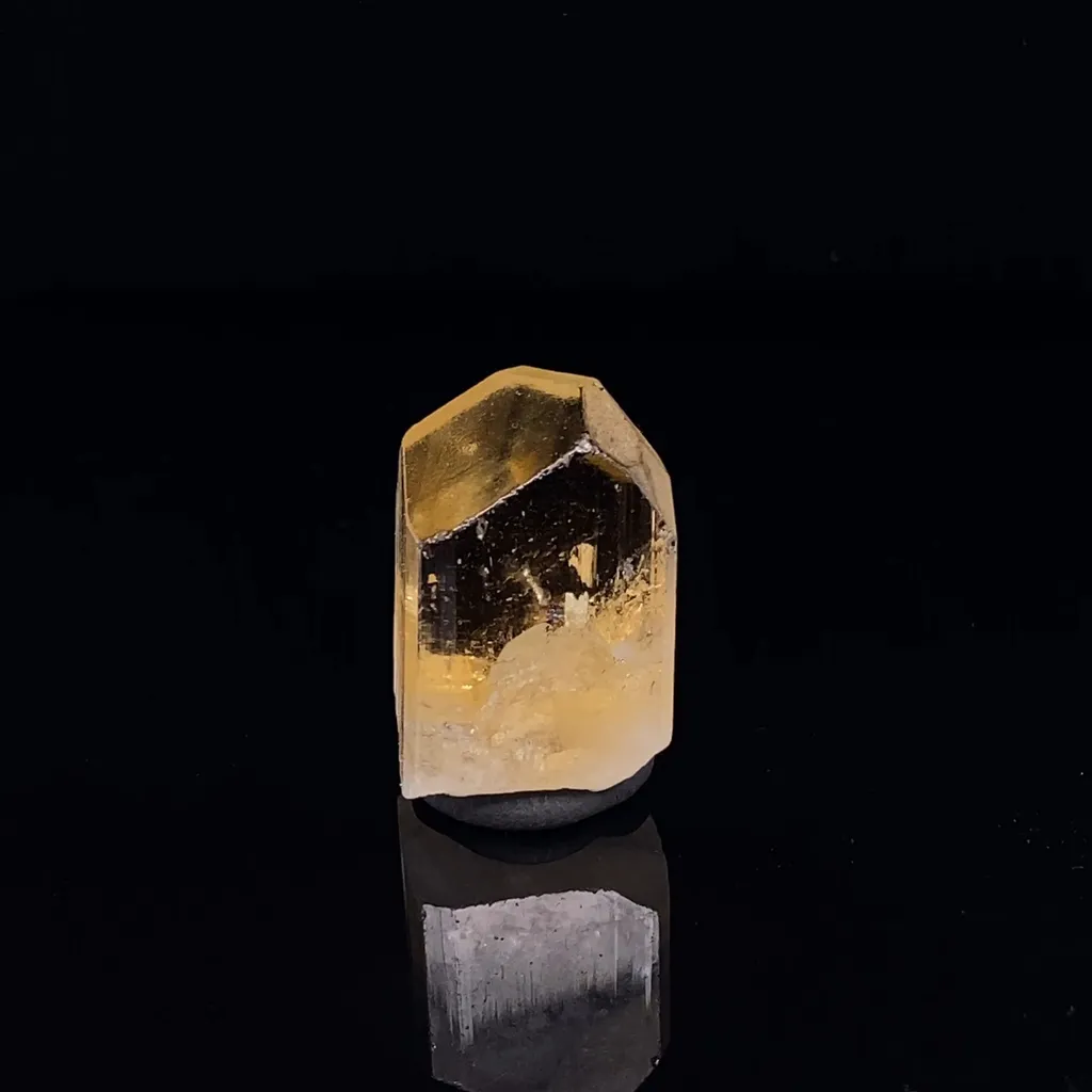 Danburite - image 2
