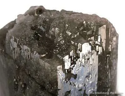 Danburite - image 3