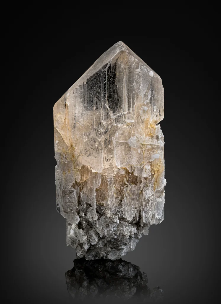 Danburite from Danburitovyi Mine, Dal'negorsk B deposit, Dalnegorsk, Dalnegorsk Urban District, Primorsky Krai, Russia image
