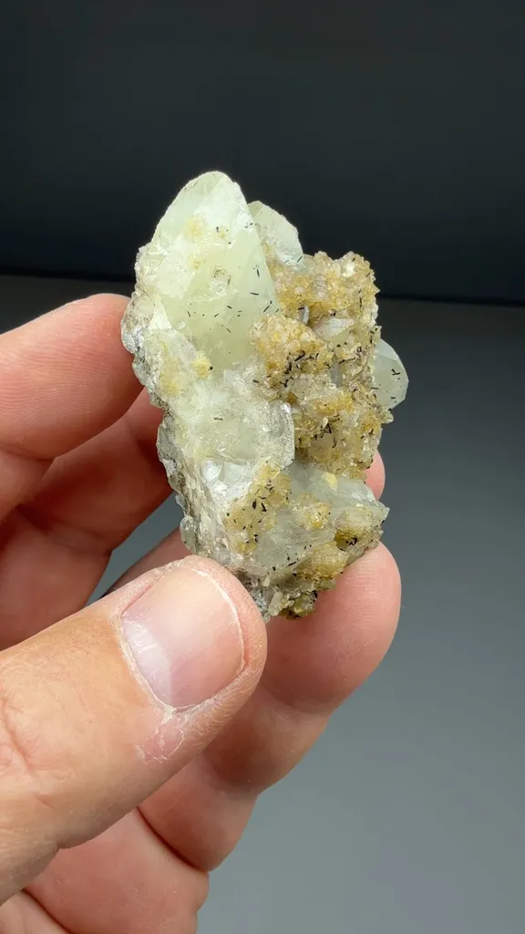 Datolite - image 2