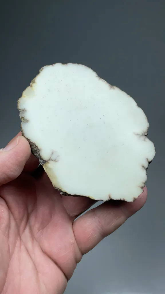 Datolite - image 2