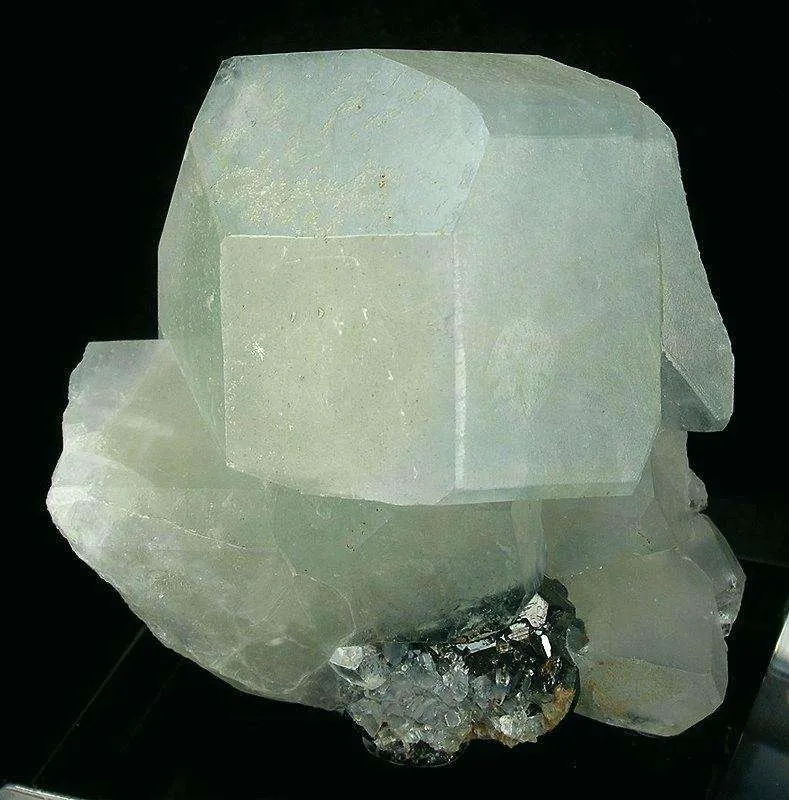 Datolite image
