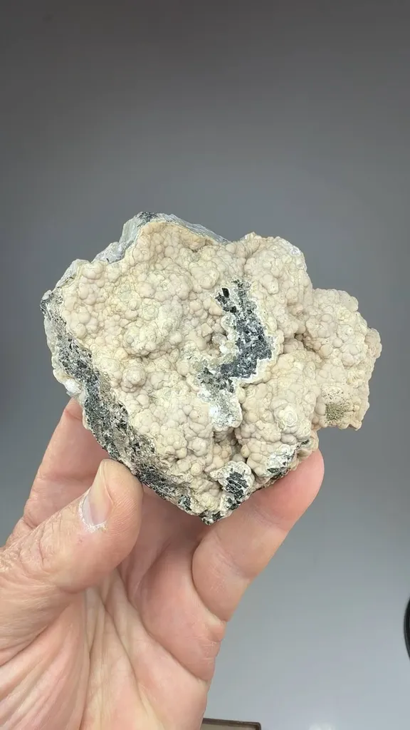 Datolite - image 2