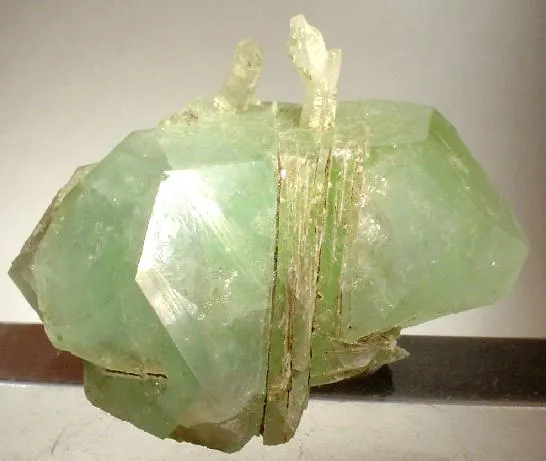 Datolite, Quartz image
