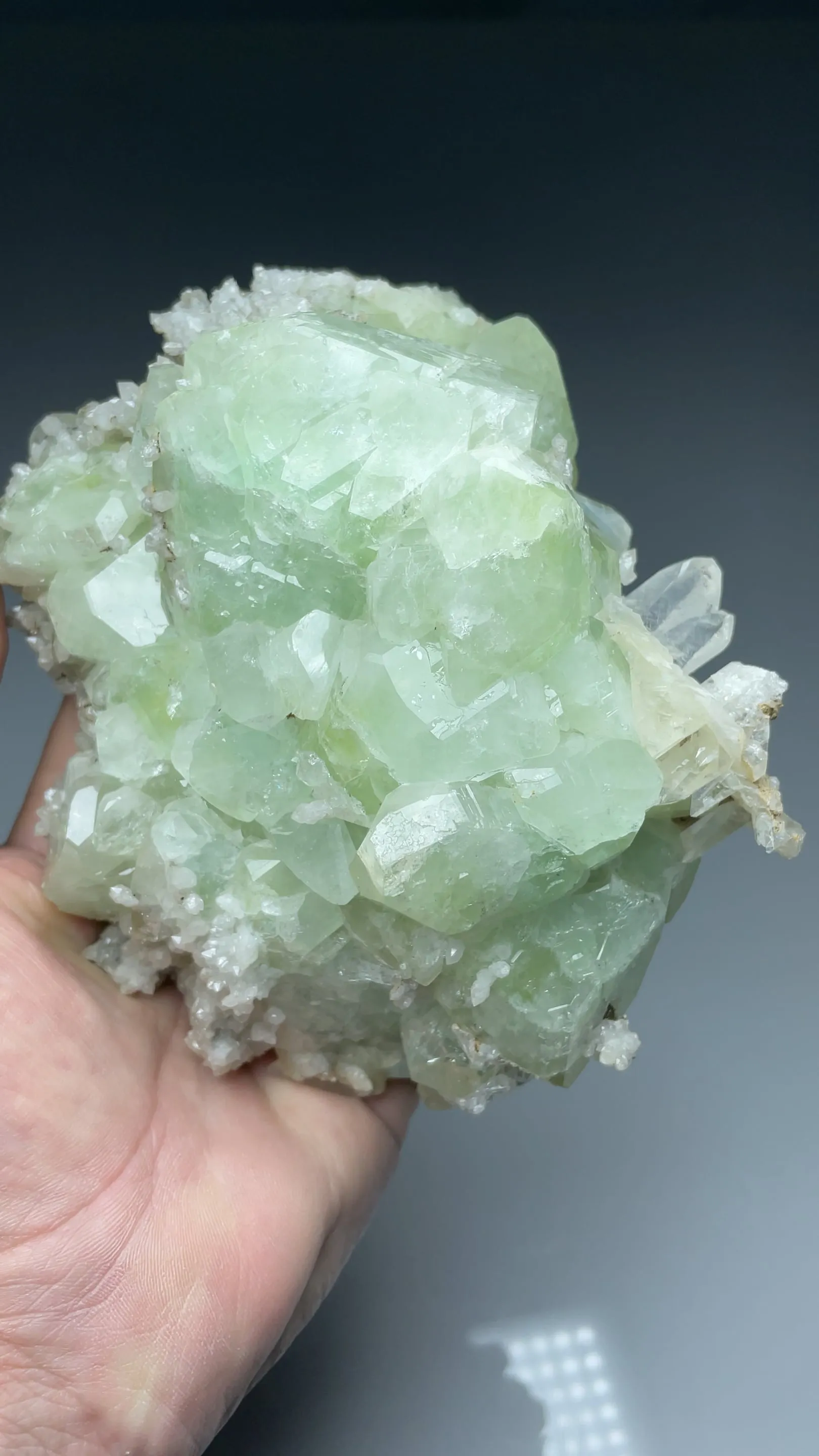 Datolite with Quartz - image 2