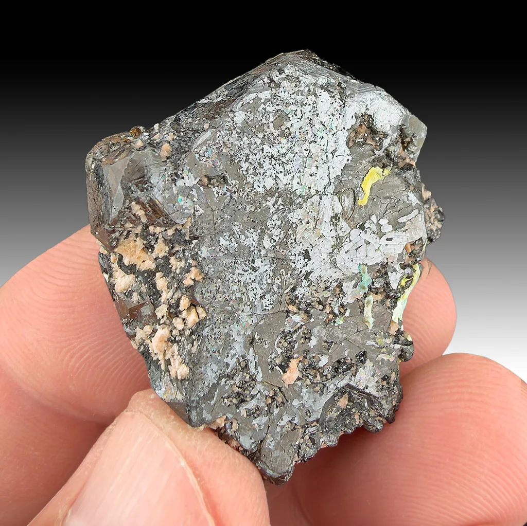 Davidite image