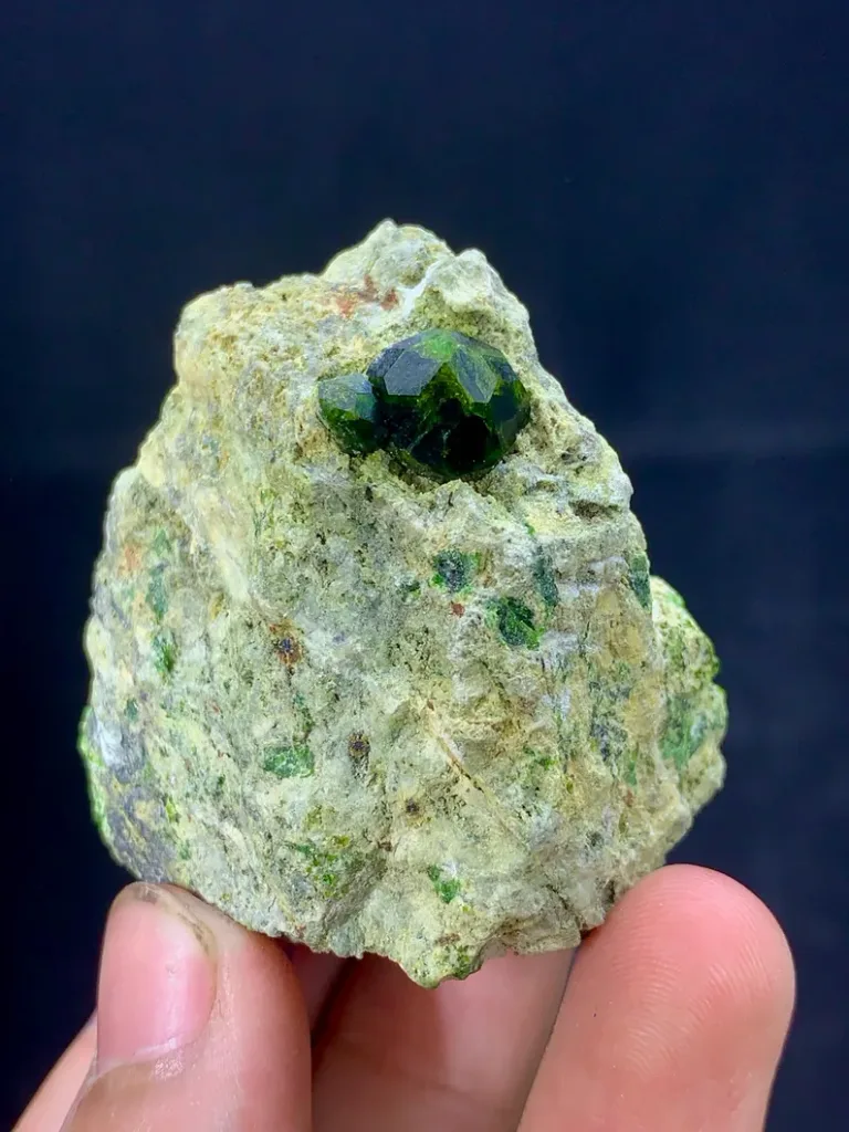 Demantoid from Belqeys Mountain - image 3