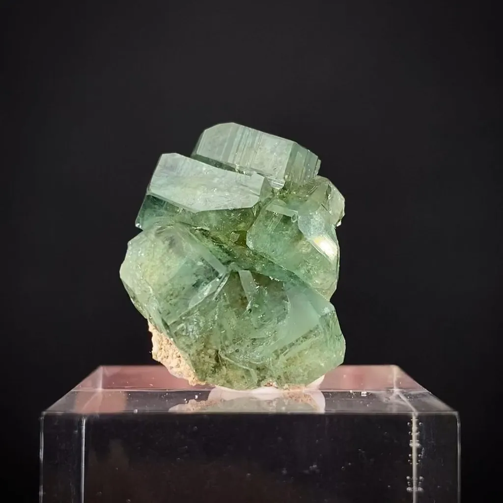 Demantoid Garnet image