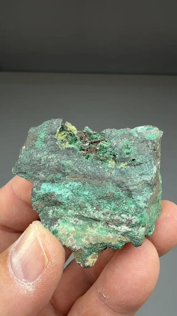 Demesmaekerite with Malachite - image 2