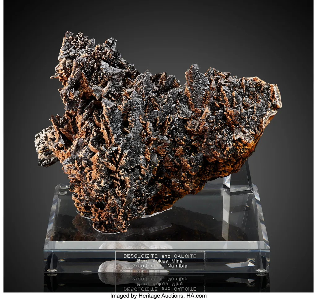 Descloizite and Calcite image