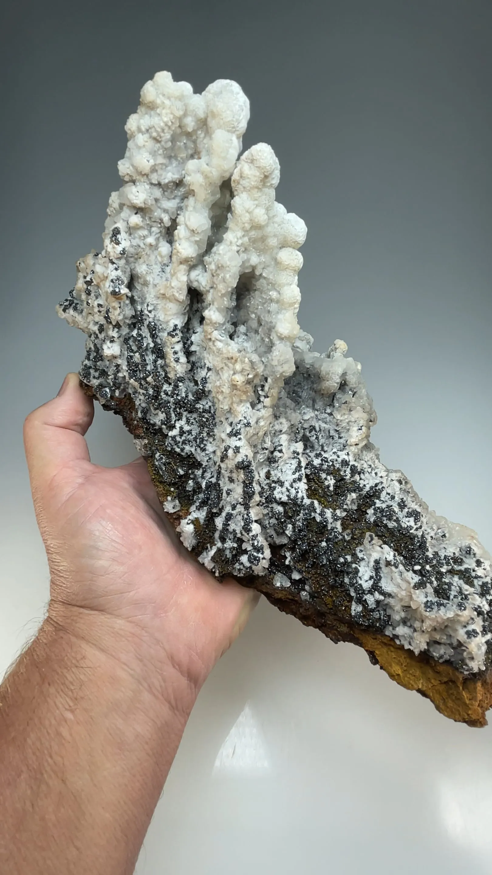 Descloizite with Calcite - image 2