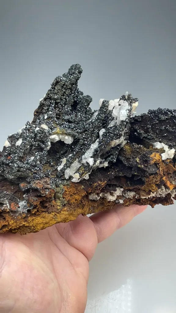 Descloizite with Calcite - image 2