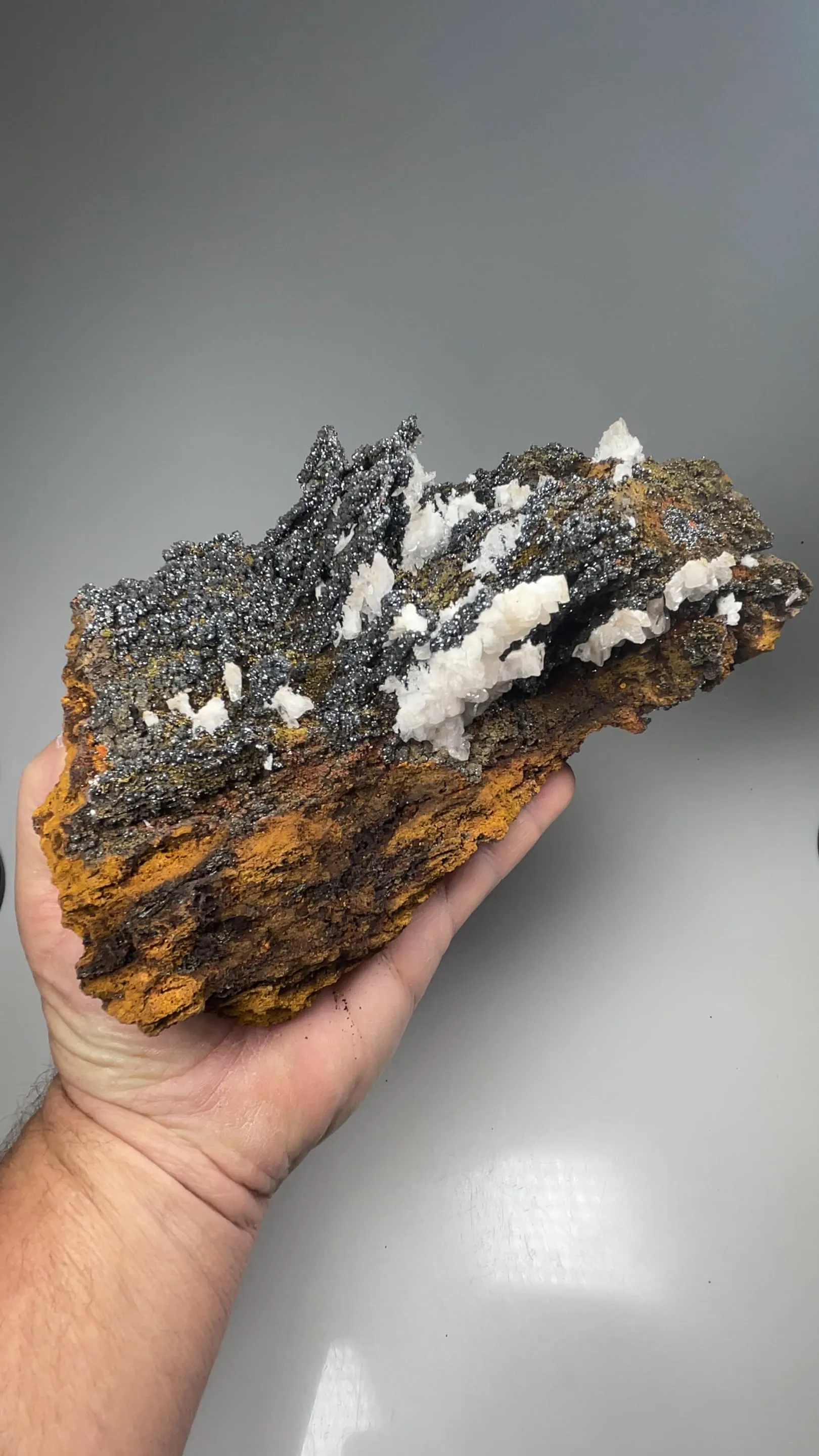 Descloizite with Calcite - image 2