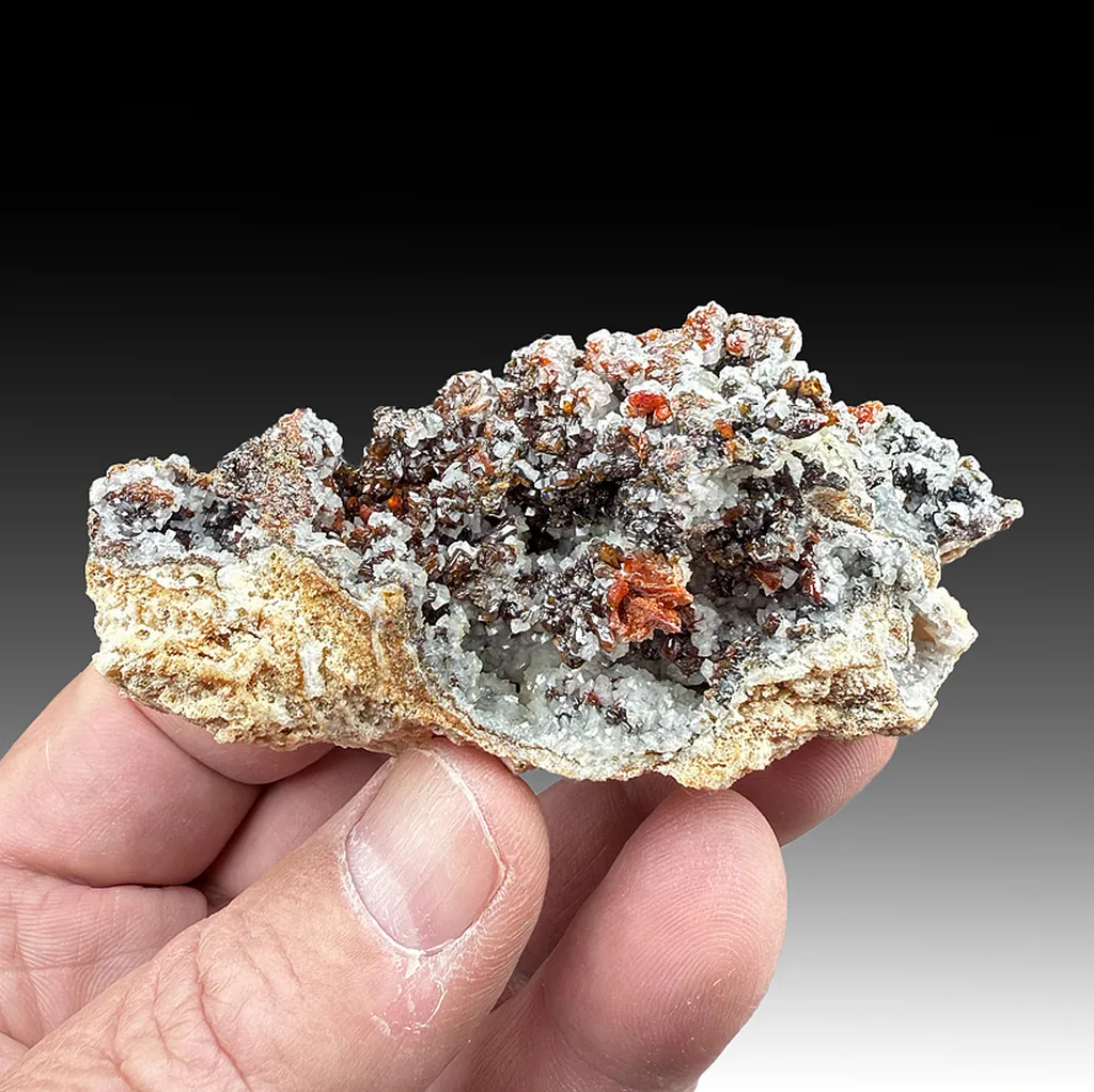 Descloizite with Dolomite image