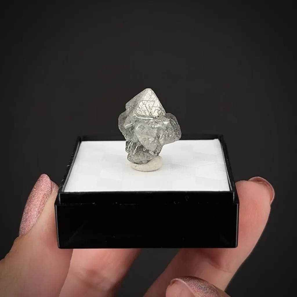 Diamond - image 2