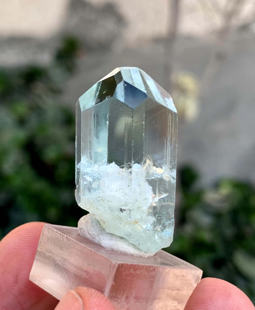 Diamond Cut Blue Transparent Aquamarine Crystal from Pakistan - image 2