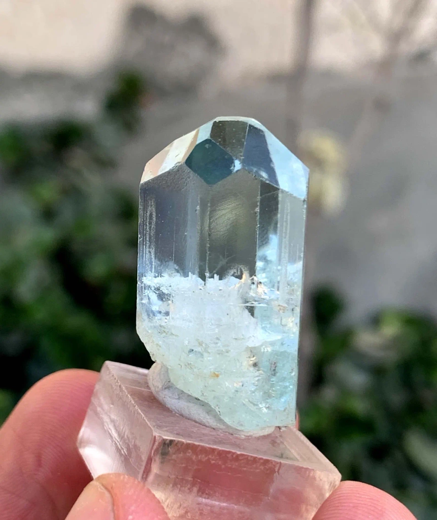 Diamond Cut Blue Transparent Aquamarine Crystal from Pakistan - image 7