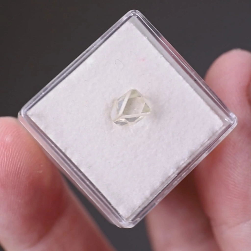 Diamond from Udachnaya Pipe - image 1