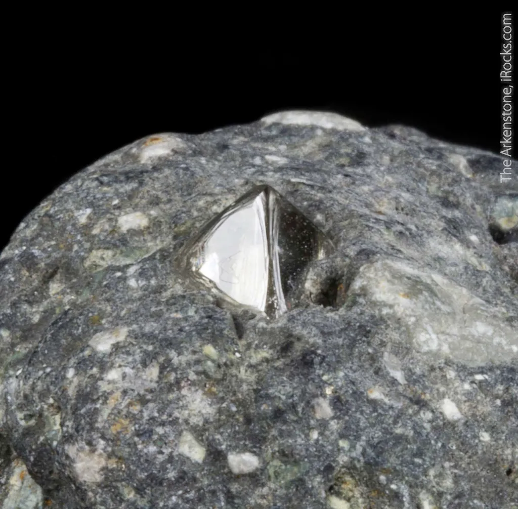 Diamond in Kimberlite - image 5