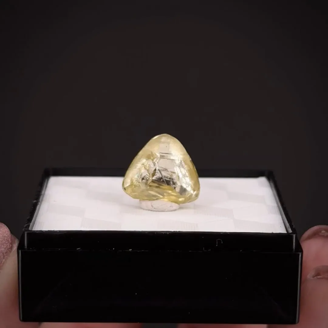 Diamond (macle twinned) - image 2