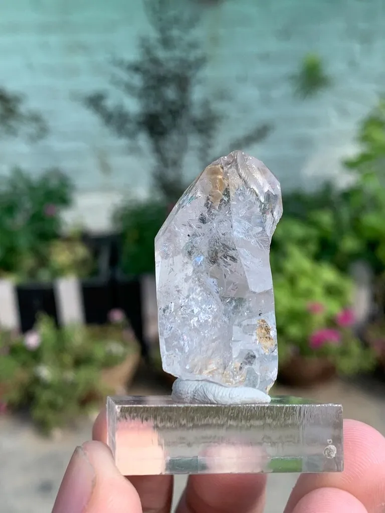 Diamond Quartz from Pakistan image