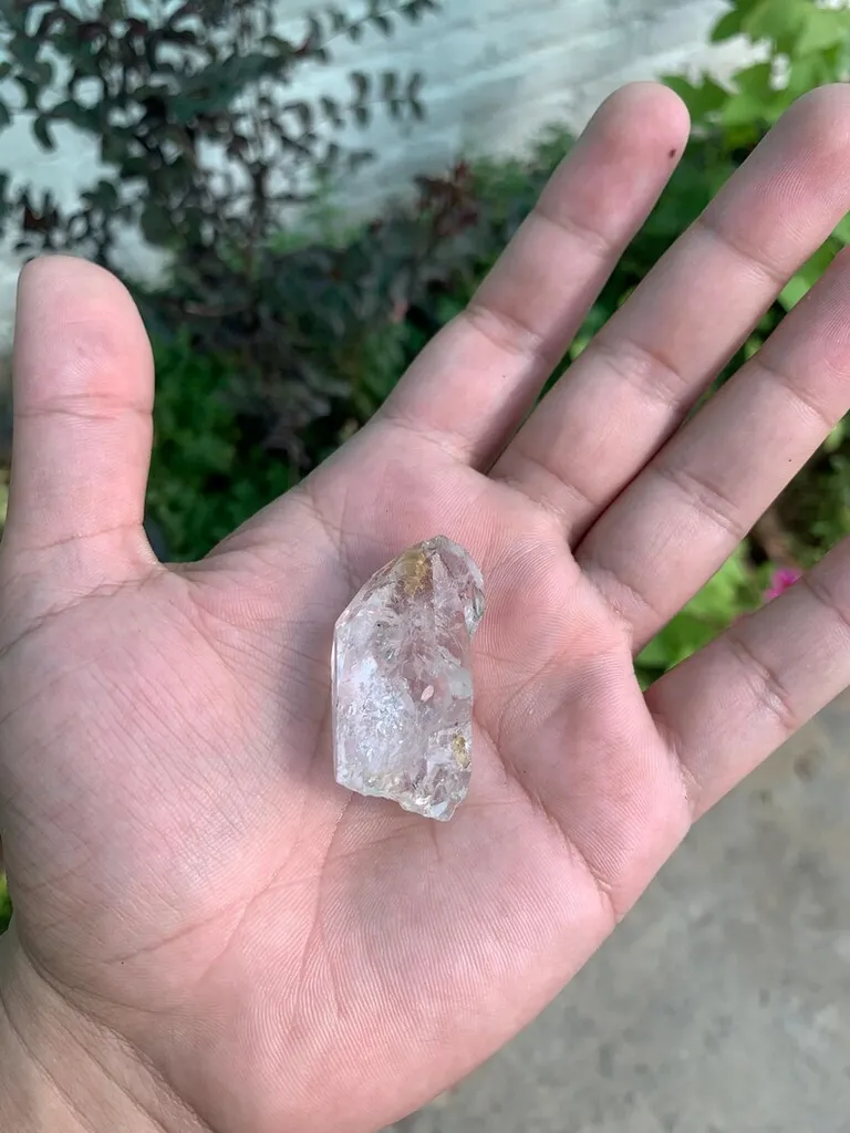 Diamond Quartz from Pakistan - image 4