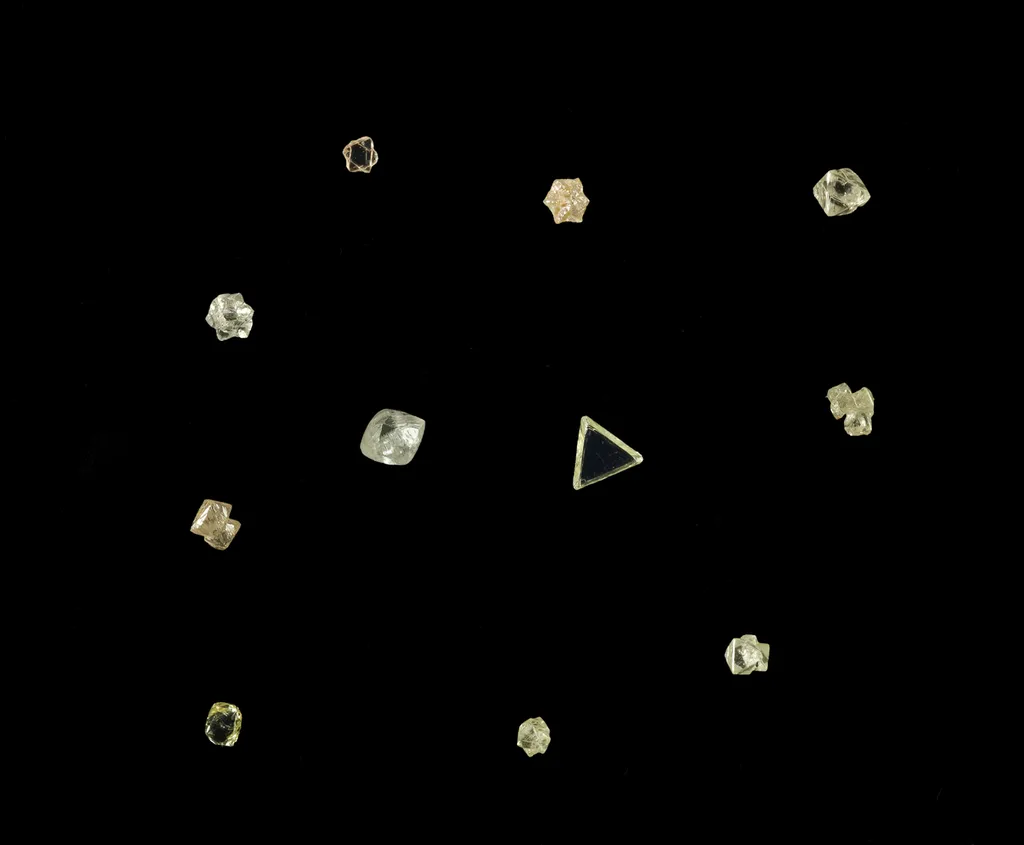 Diamond Suite image