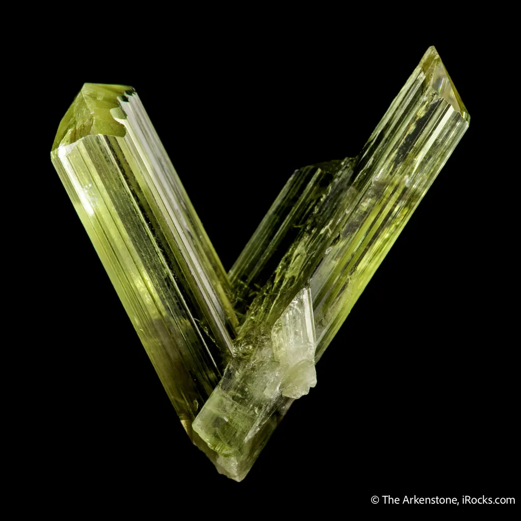 Diaspore (Twinned) image