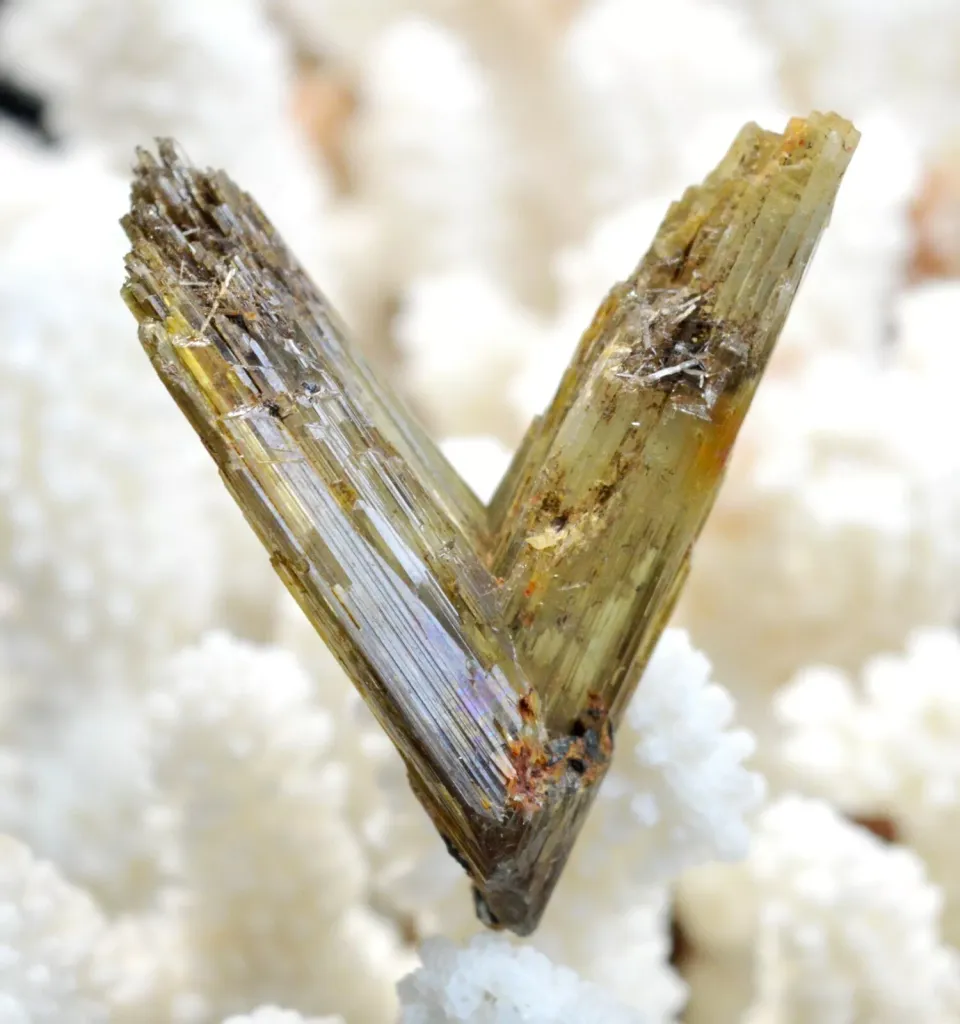 Diaspore "V-twin" - 33.7 grams - Selçuk District, Izmir Province, Türkiye - image 4