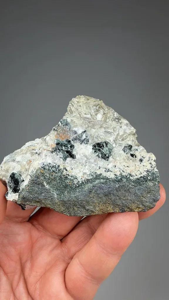 Diaspore with Margarite, Chloritoid - image 2