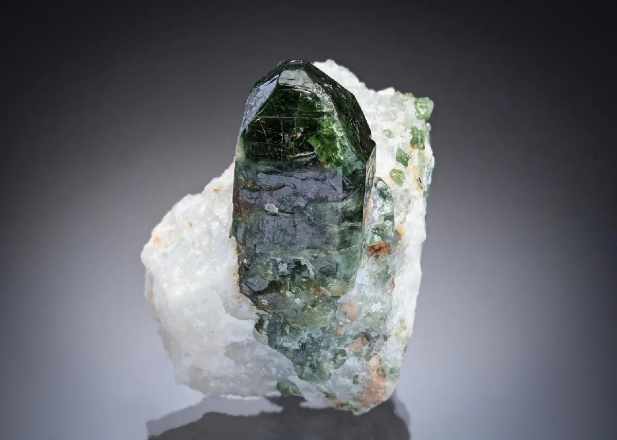 Diopside - image 1