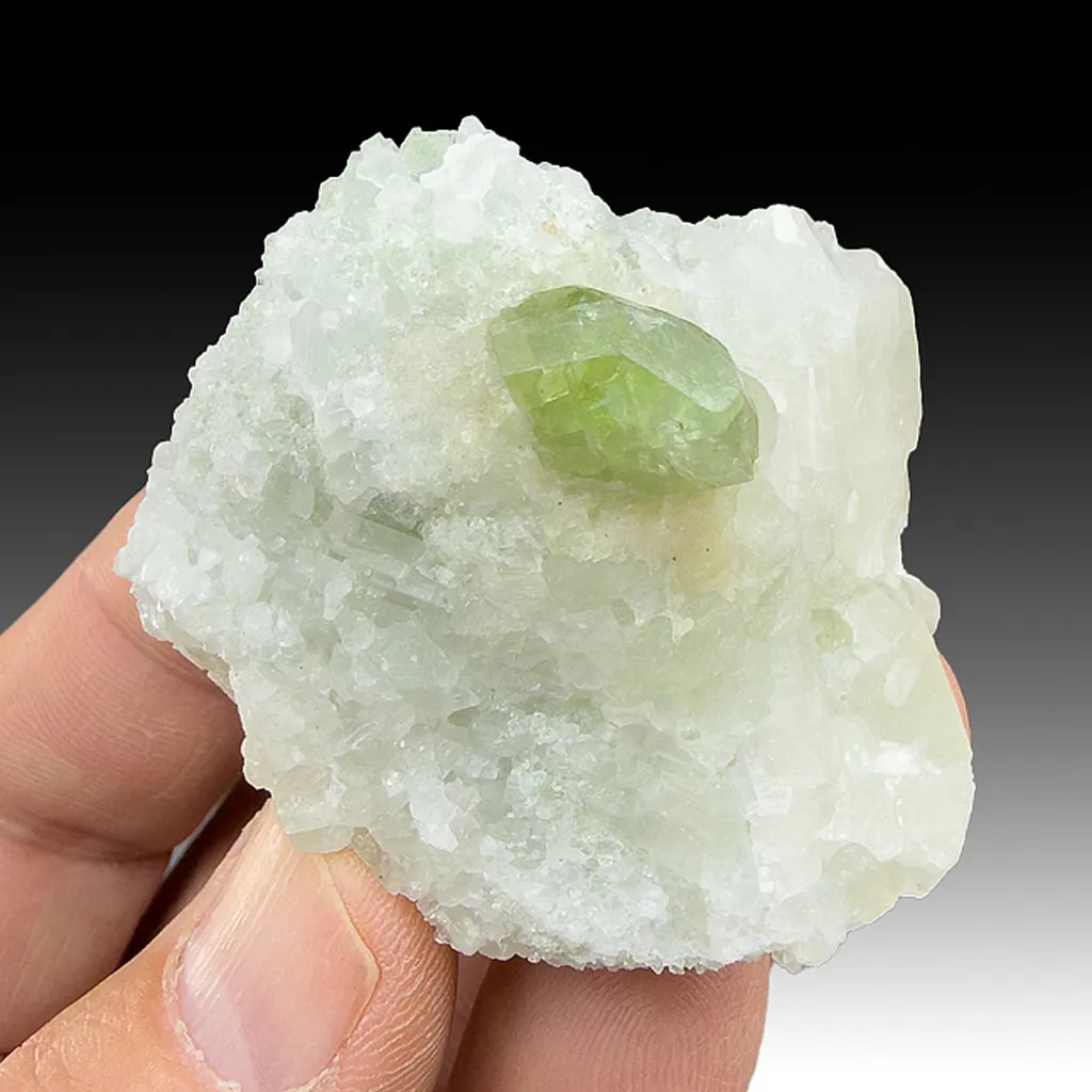 Diopside image