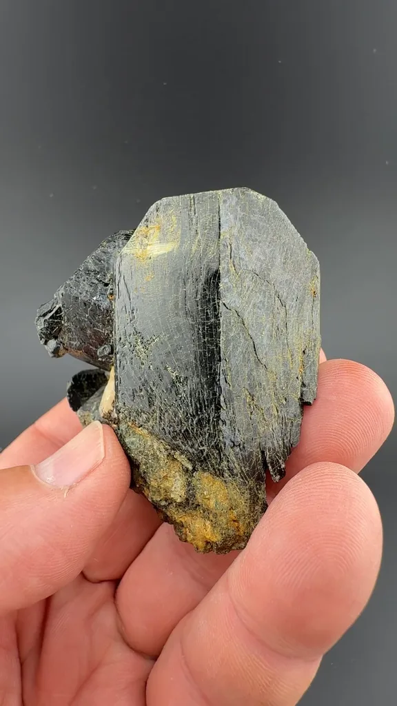 Diopside from Québec, Canada - image 2