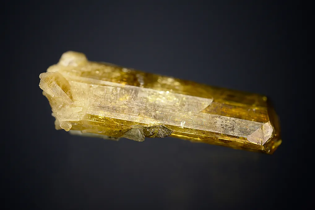 Diopside on Epidote - image 3