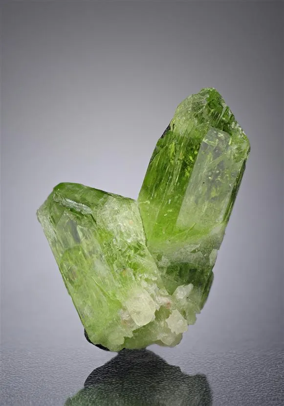 Diopside var. CHROMIAN Diopside - image 1