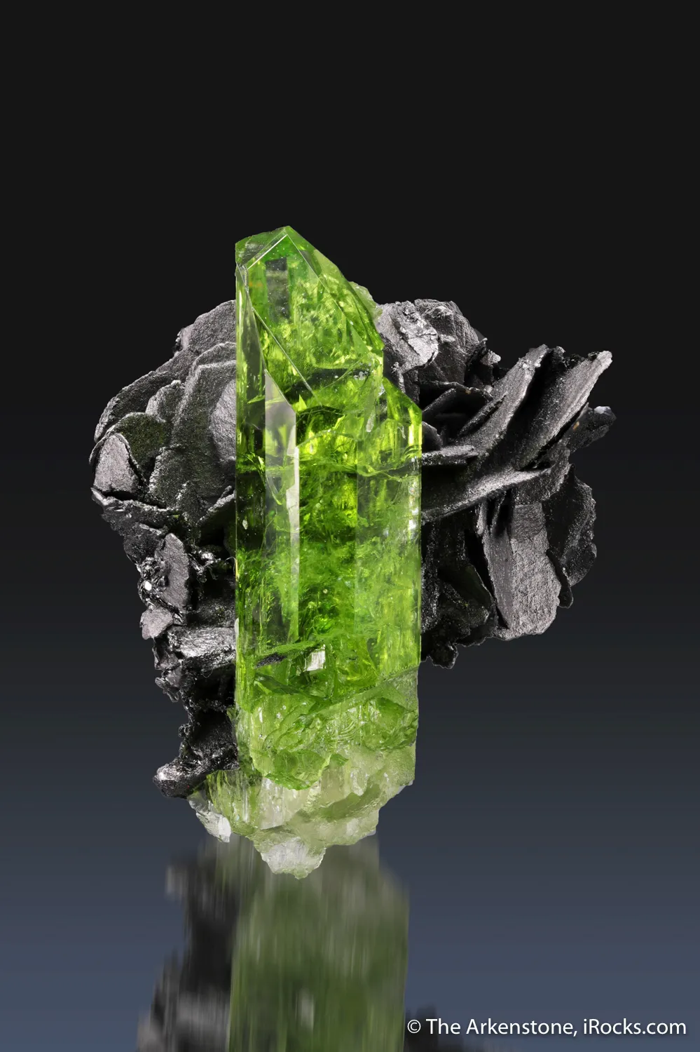 Diopside with Graphite - image 2