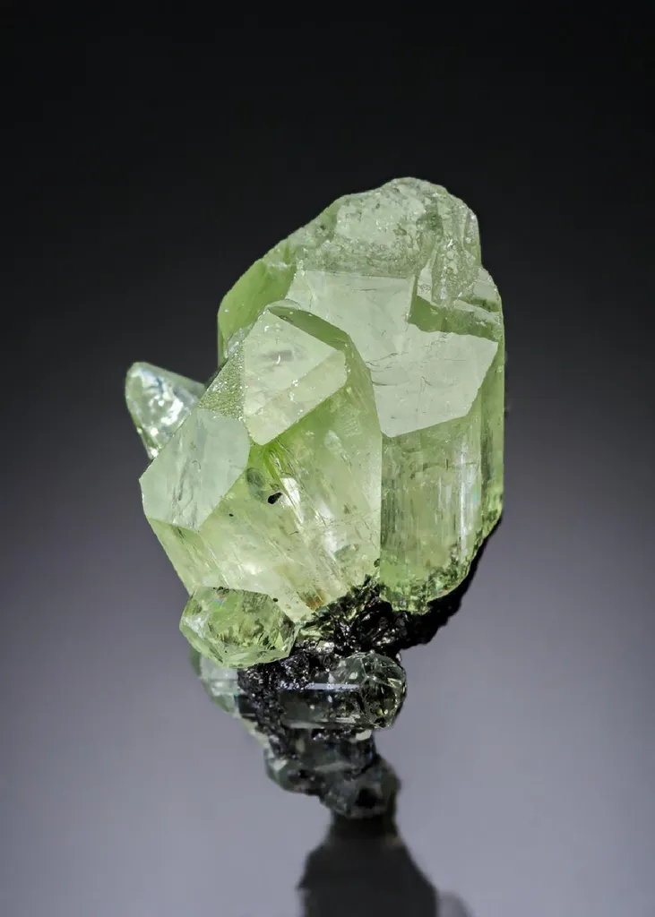 Diopside with Graphite image