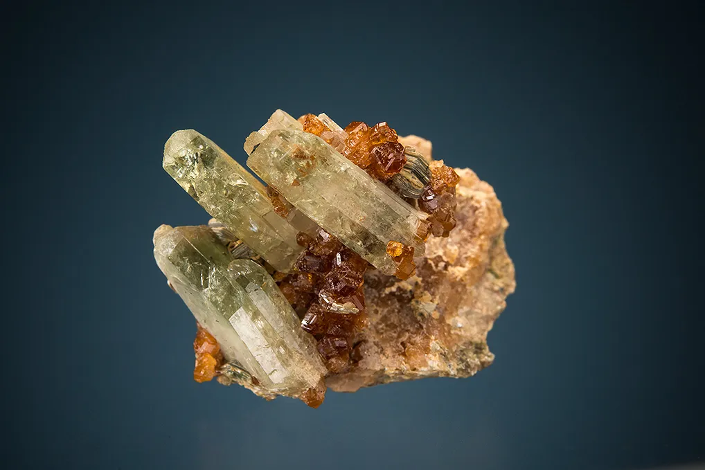 Diopside with Hessonite image
