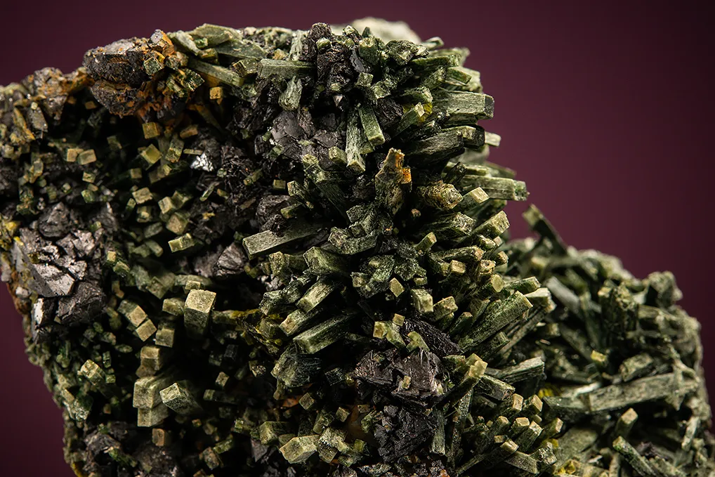 Diopside with Magnetite - image 2