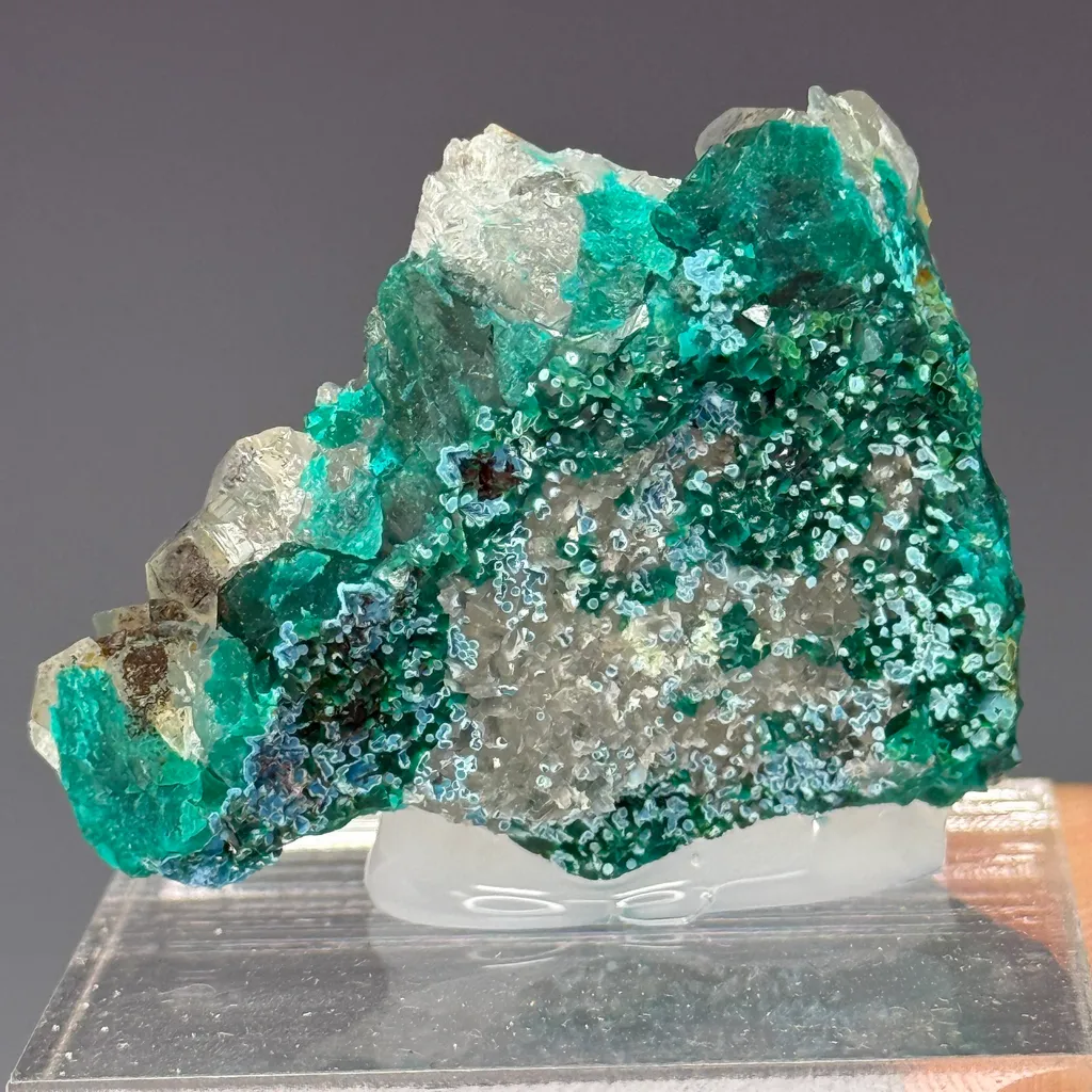 Dioptase - image 4