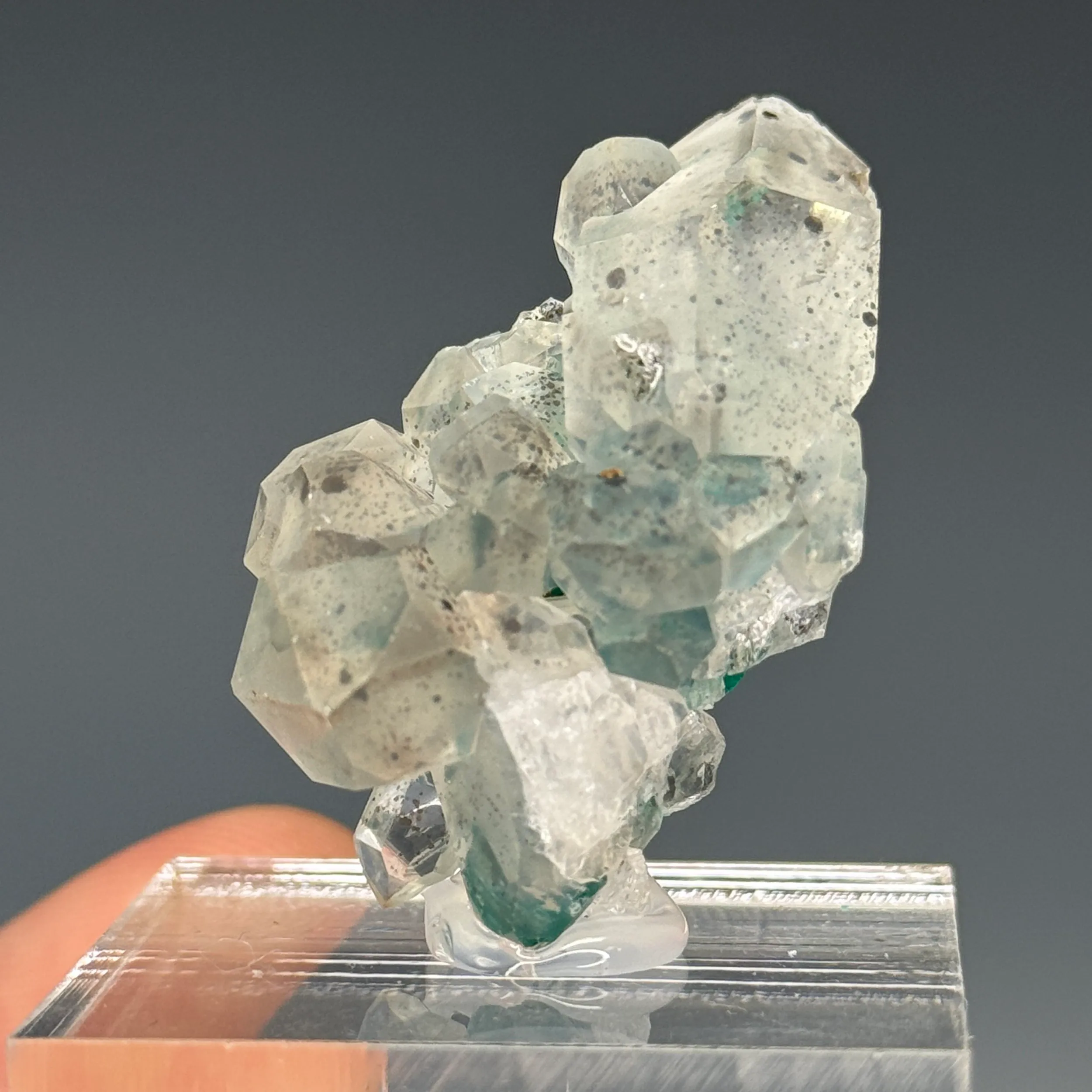 Dioptase - image 1