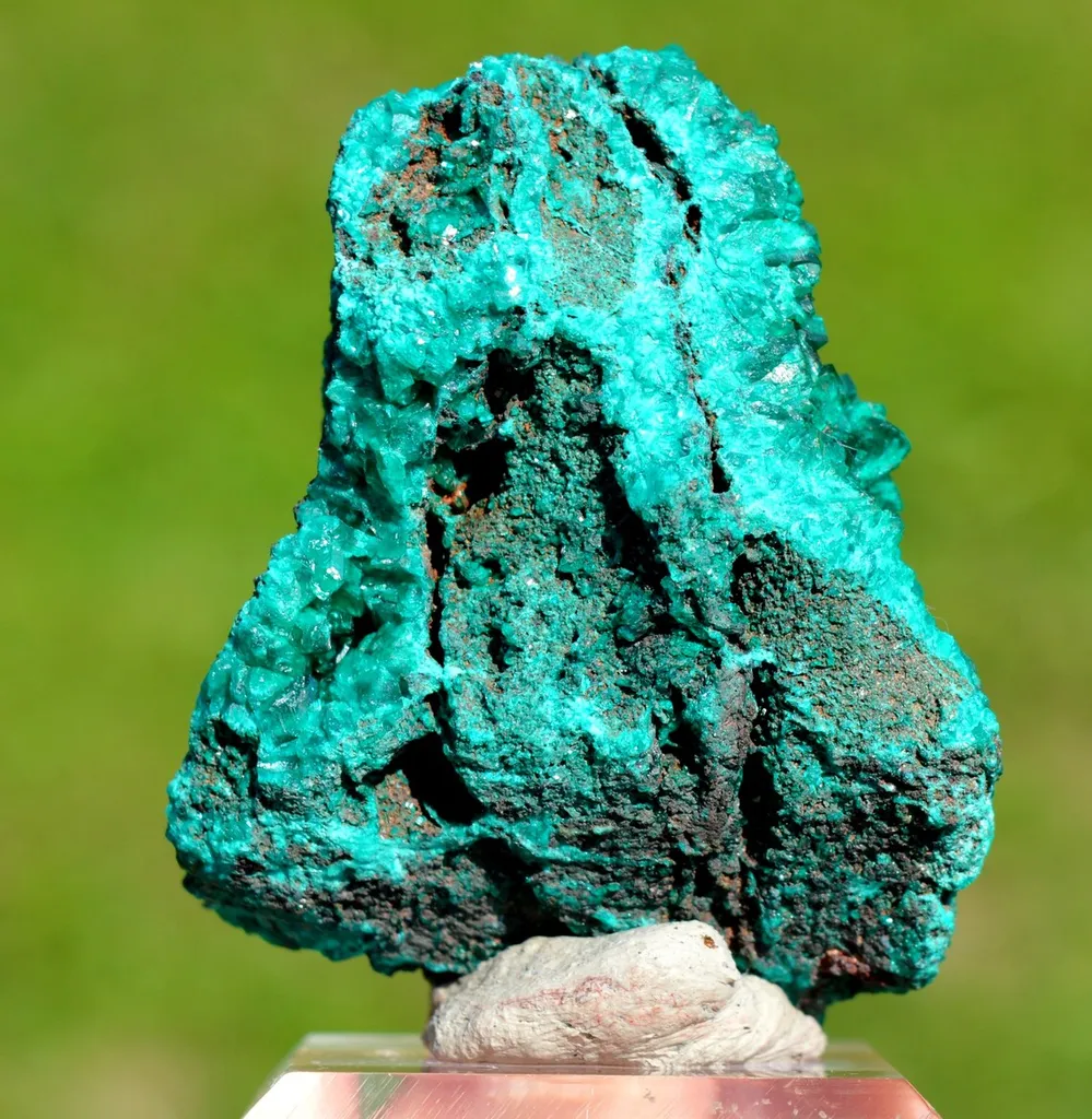 Dioptase 113 grams - Mfouati District, Bouenza Department, Republic of the Congo - image 6