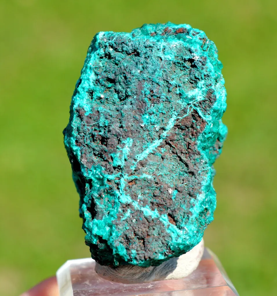Dioptase 113 grams - Mfouati District, Bouenza Department, Republic of the Congo - image 7